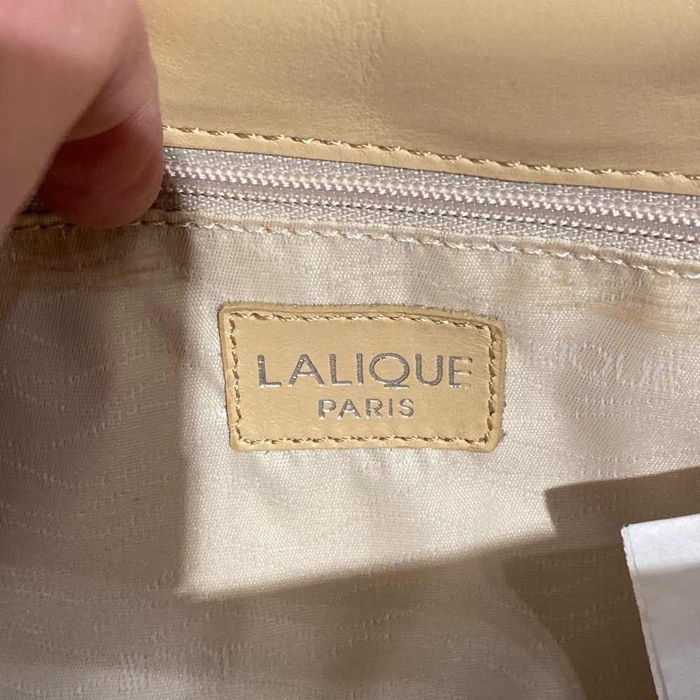 Beige Purse - Picture 8 of 9